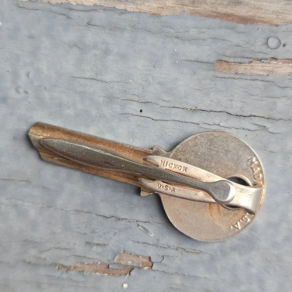 VTG‎ Hickok Yale Key Tie Bar Clip Silver Mens Novelty Accessory Jewelry USA Made